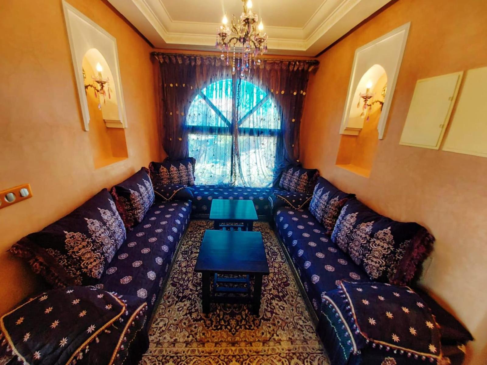 Naoura House Villa *
