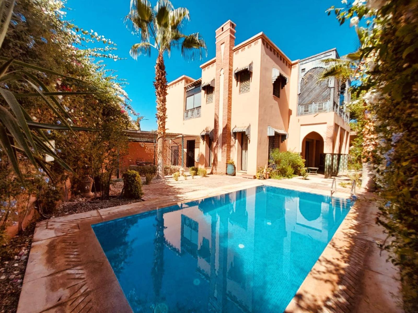 Villa Naoura House